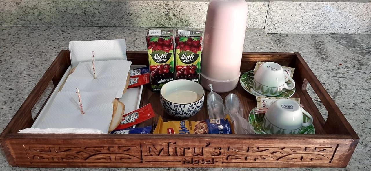 Miru'S Motel Rio Verde Ngoại thất bức ảnh
